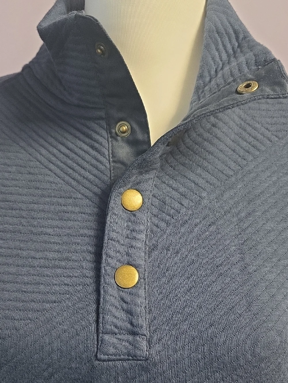 Goodfellow & Co Men's Slate Blue Quilted Mock Neck Four Button Sweatshirt